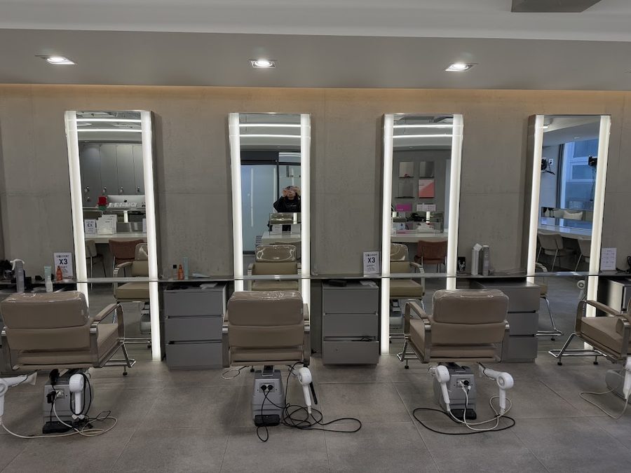 Avahair Myeongdong Center Branch/ 에이바 헤어 명동센터점 / AVA HAIR 明洞美容室