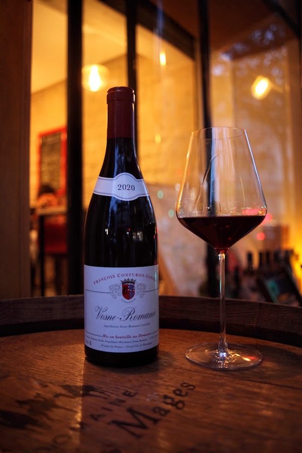 AU TOUR DU VIN