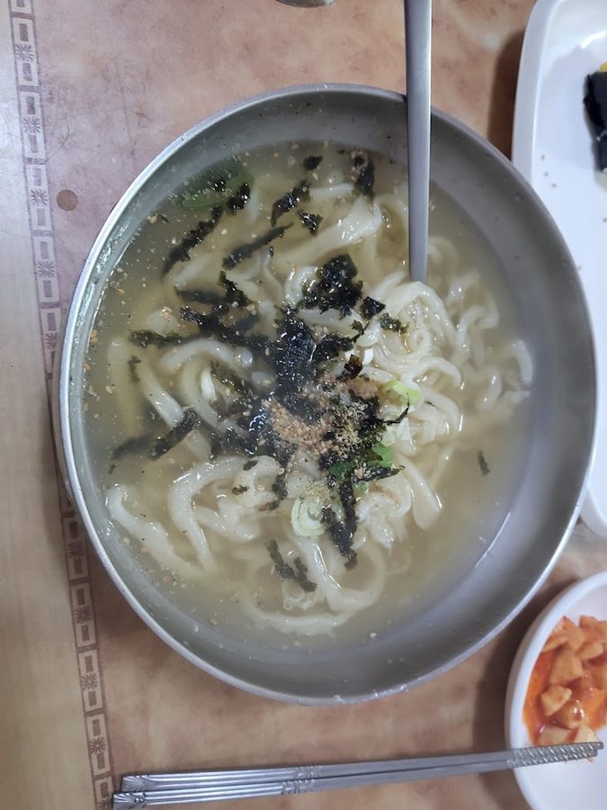 安東カルグクス