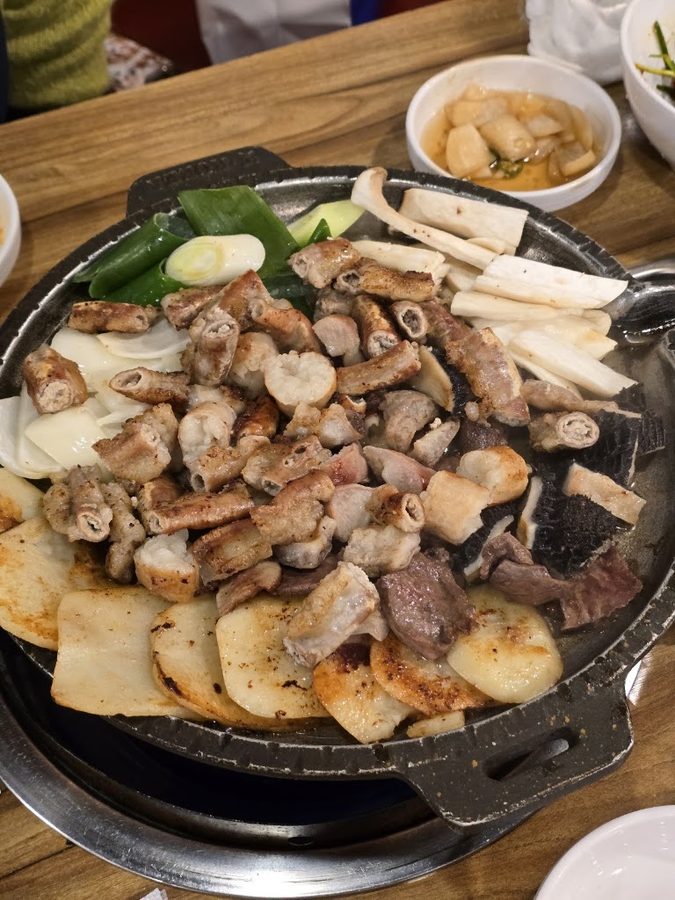 아우성 황소곱창