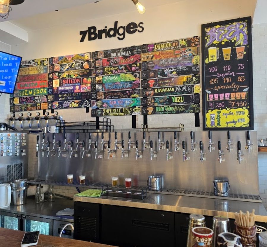 7 Bridges Hanoi Taproom