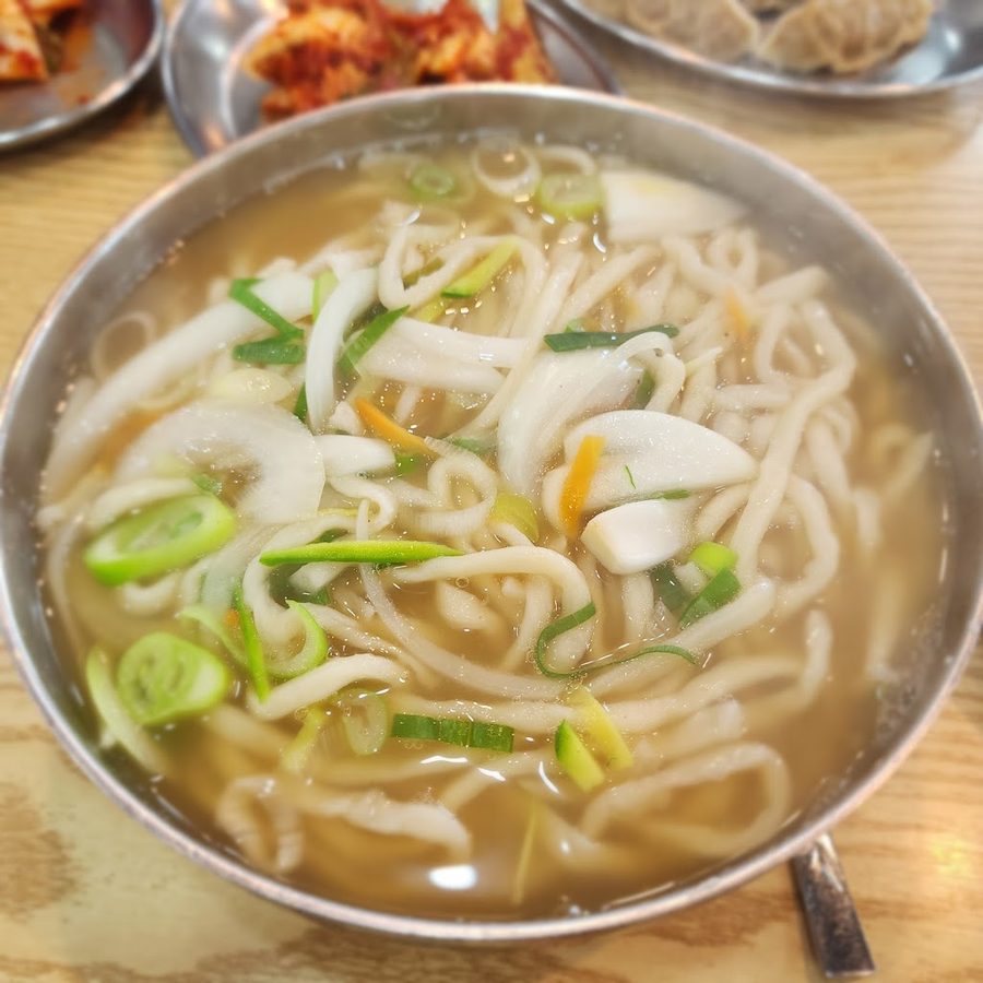 ホンナム刀削麺