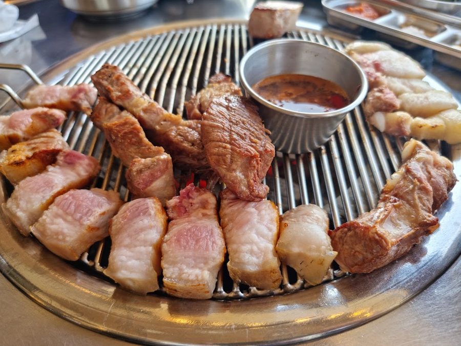 濟州黑豬王石烤店