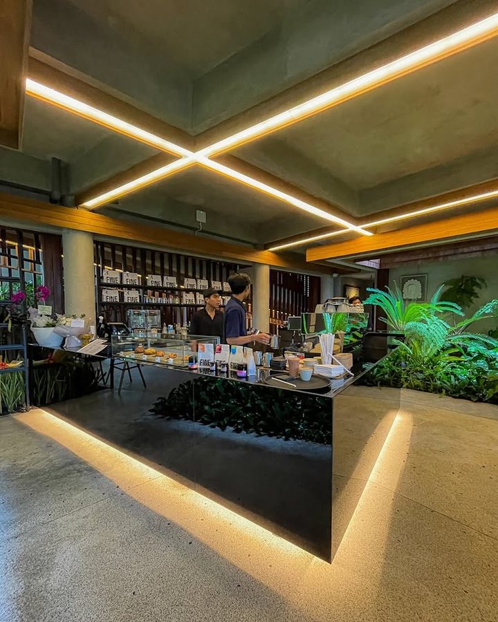 COARSE & FINE COFFEE @The Kemilau Ubud - Cafe & Coffee Shop Gianyar Bali