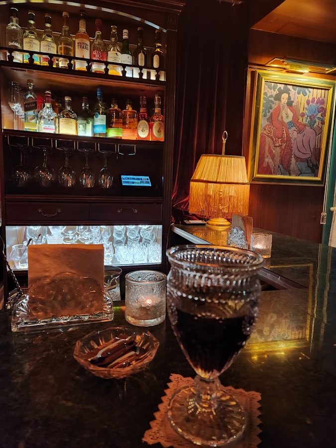 VINVINVIN SALOON