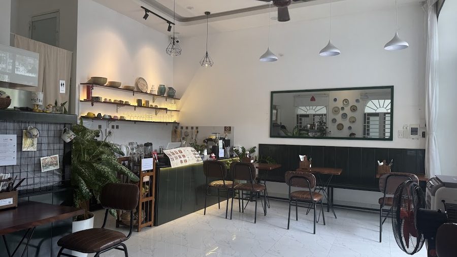 LaVi Coffee & Brunch