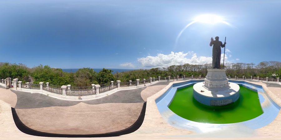 Dang Hyang Nirartha Statue