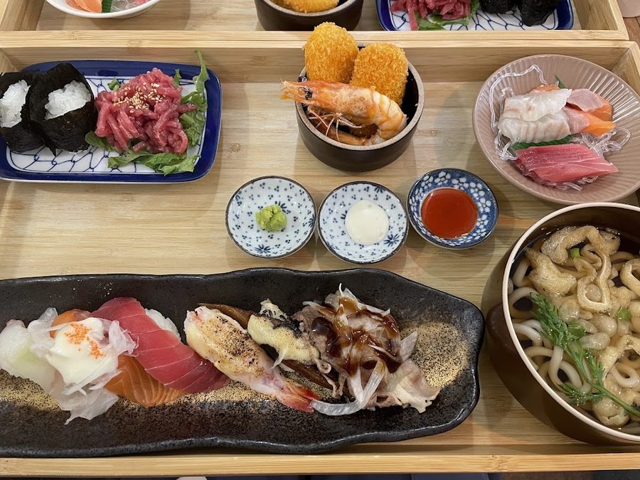 Sushi &