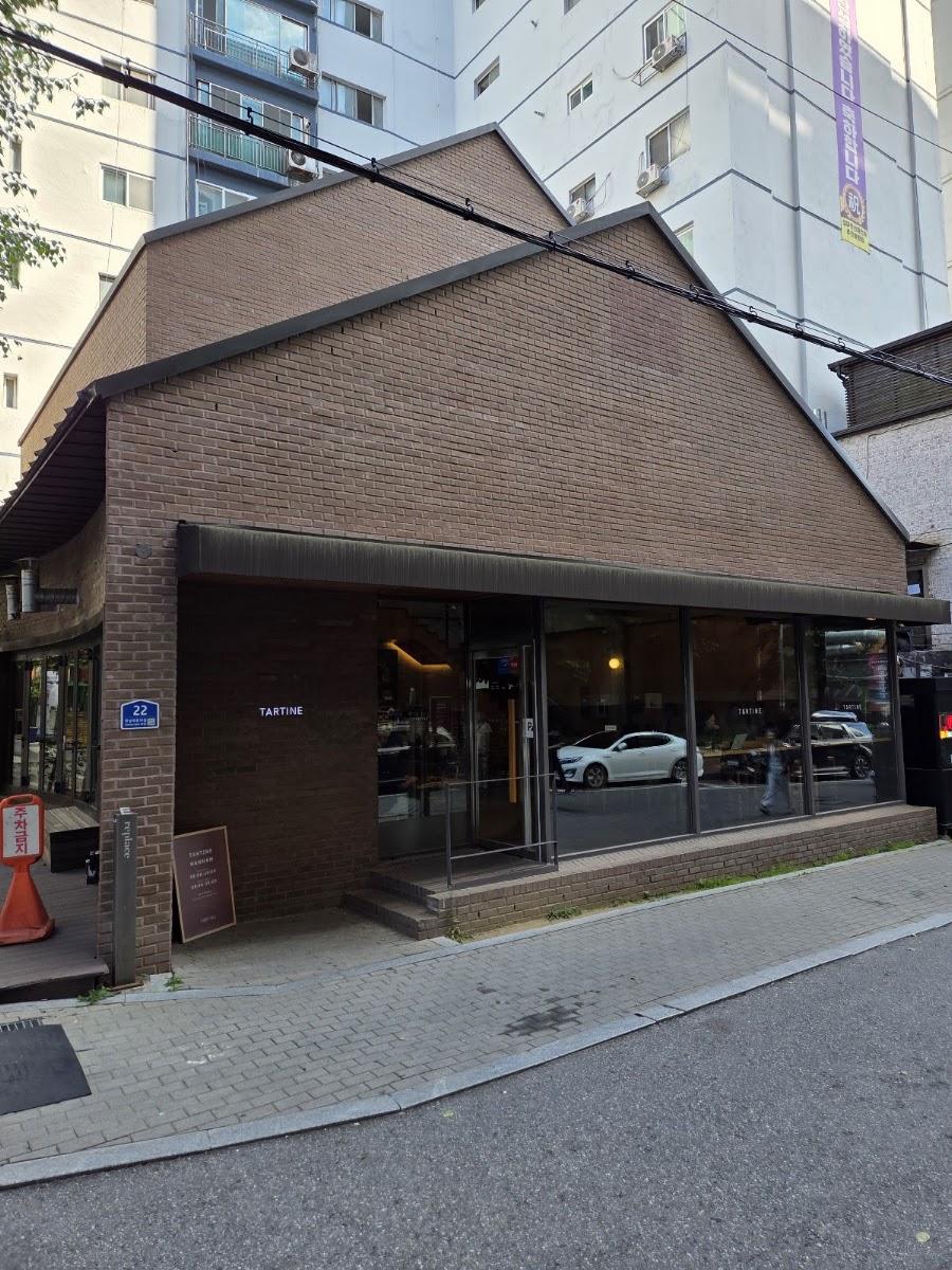 Tartine Bakery Seoul Hannam