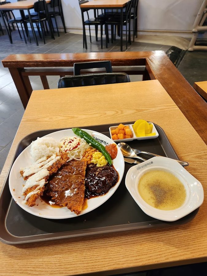 101번지남산돈까스 왕십리민자역사점