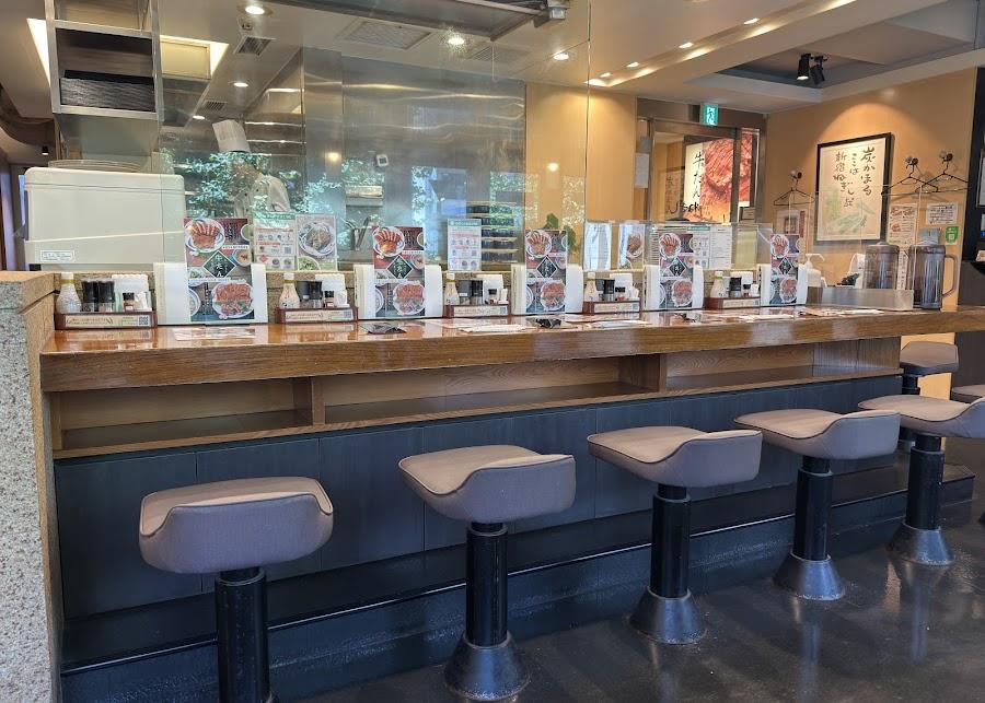 牛たんとろろ麦めし ねぎし 秋葉原店