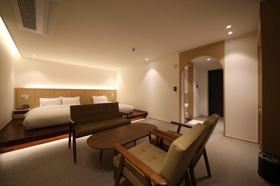 H Avenue Hotel Deokjin Branch