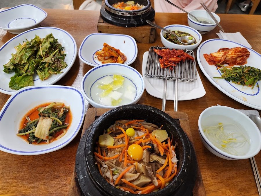 반야돌솥밥