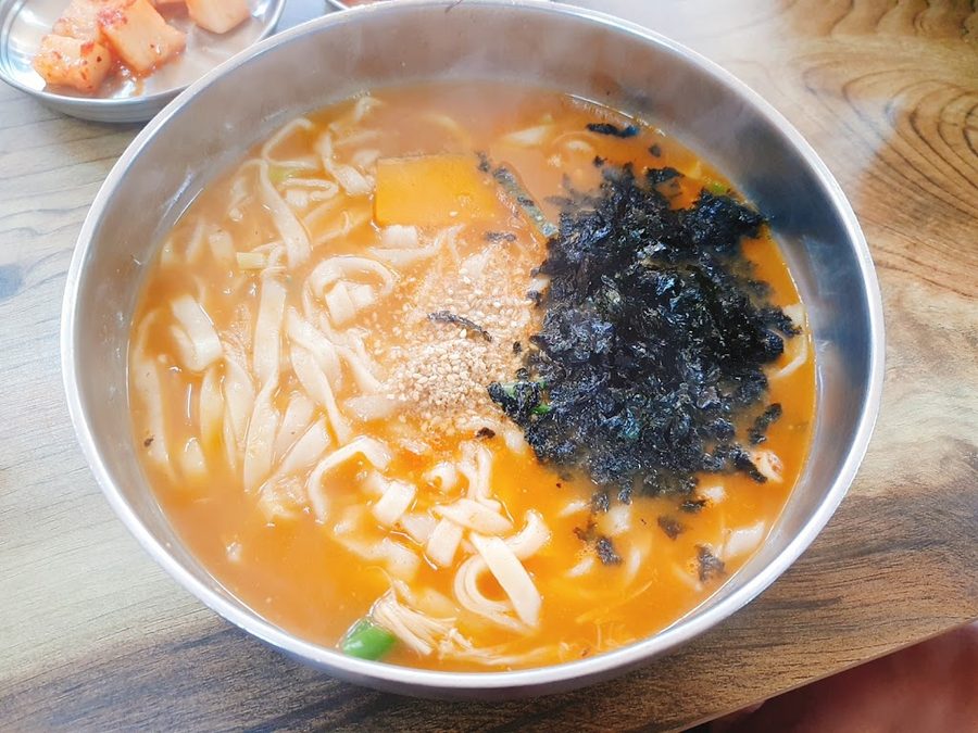 キョドンジャンカルグクス