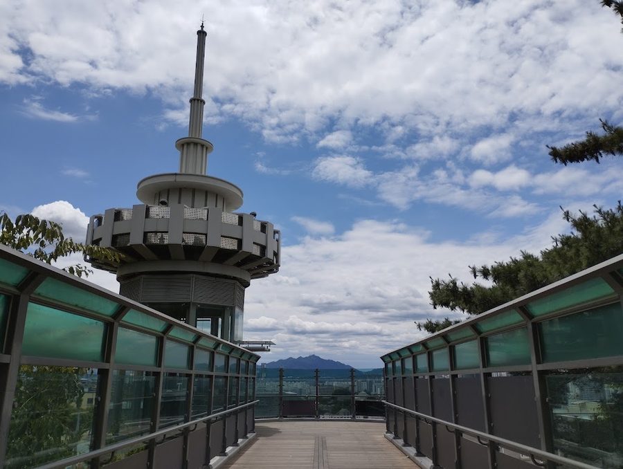 Huam-dong Observatory Elevator