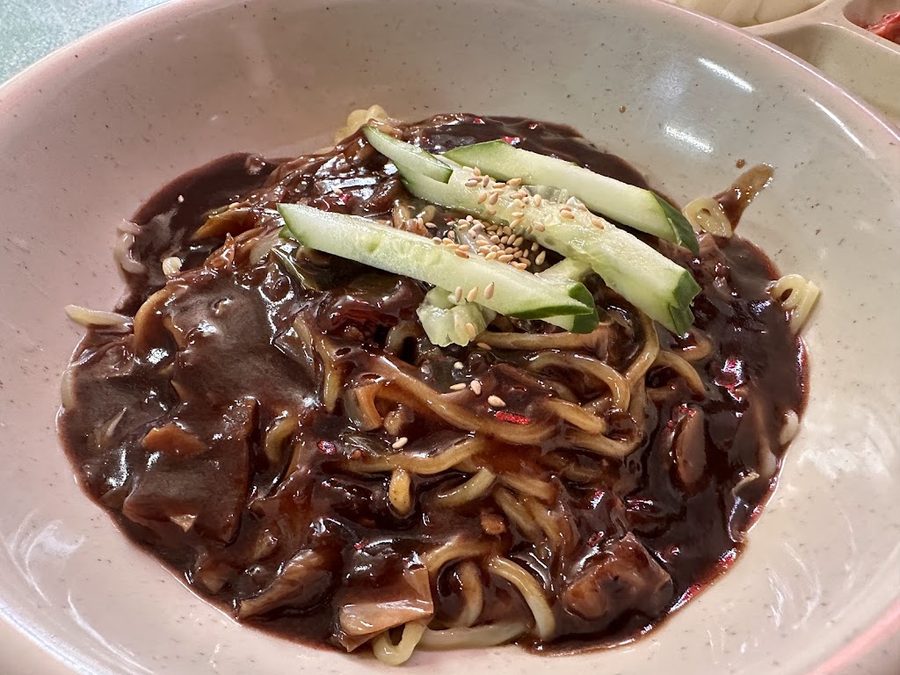 地下食堂