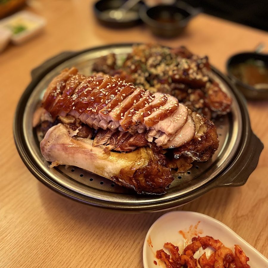 백년족발요선점