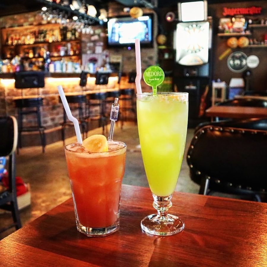 Sunny Bar