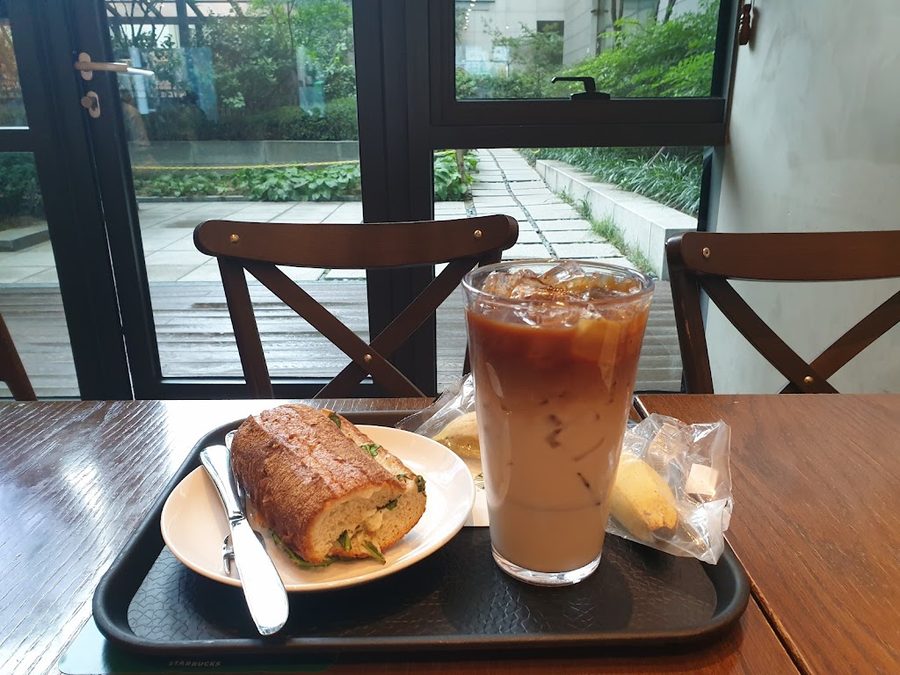 스타벅스 신당역사거리점