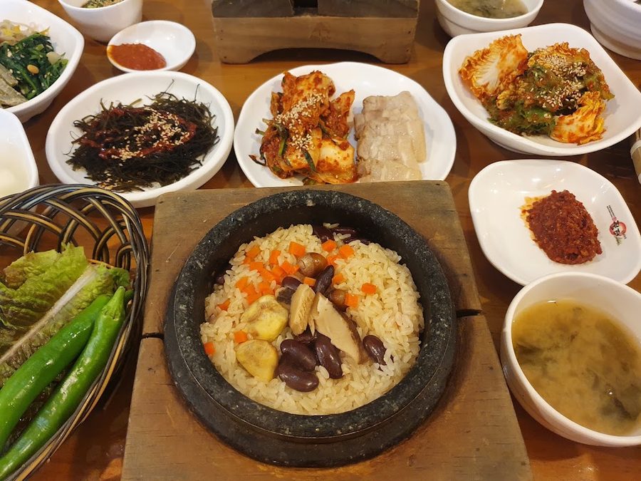 Seokam Dolsotbap
