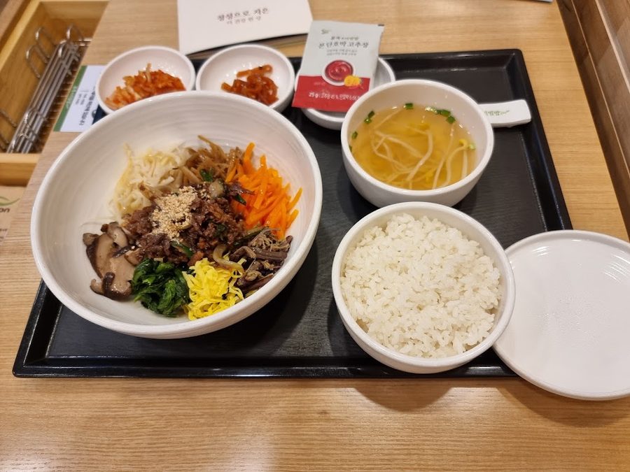 본죽 비빔밥 화랑대역점