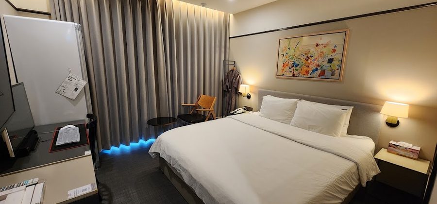 Brown-Dot Hotel Deokcheon