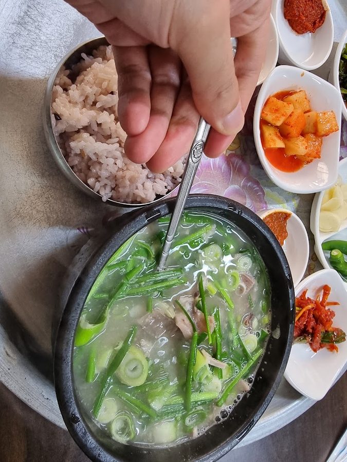 Donghae Dwaeji Gukbap