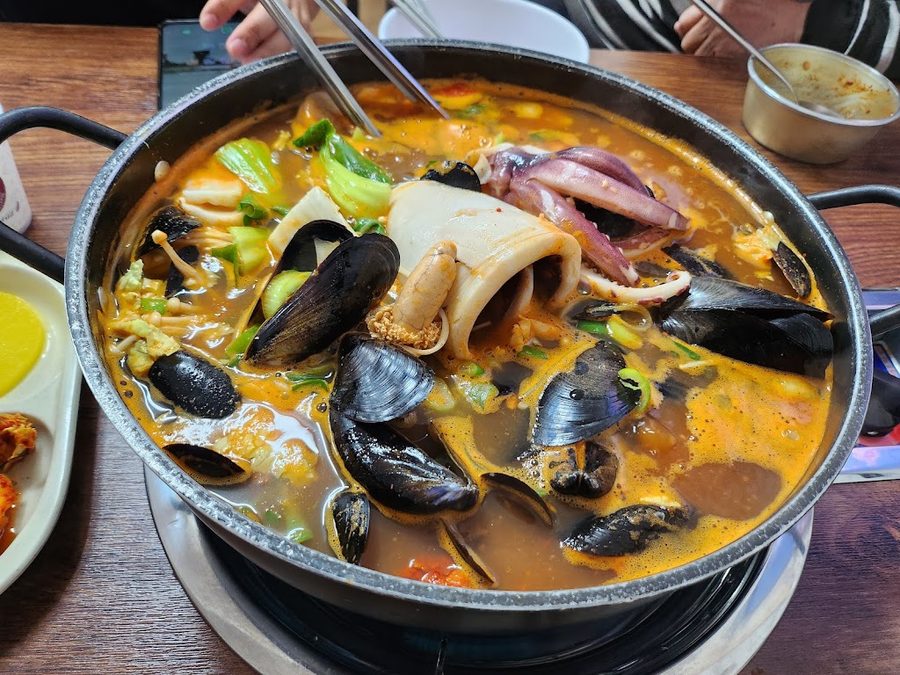 보영이네 해물칼국수