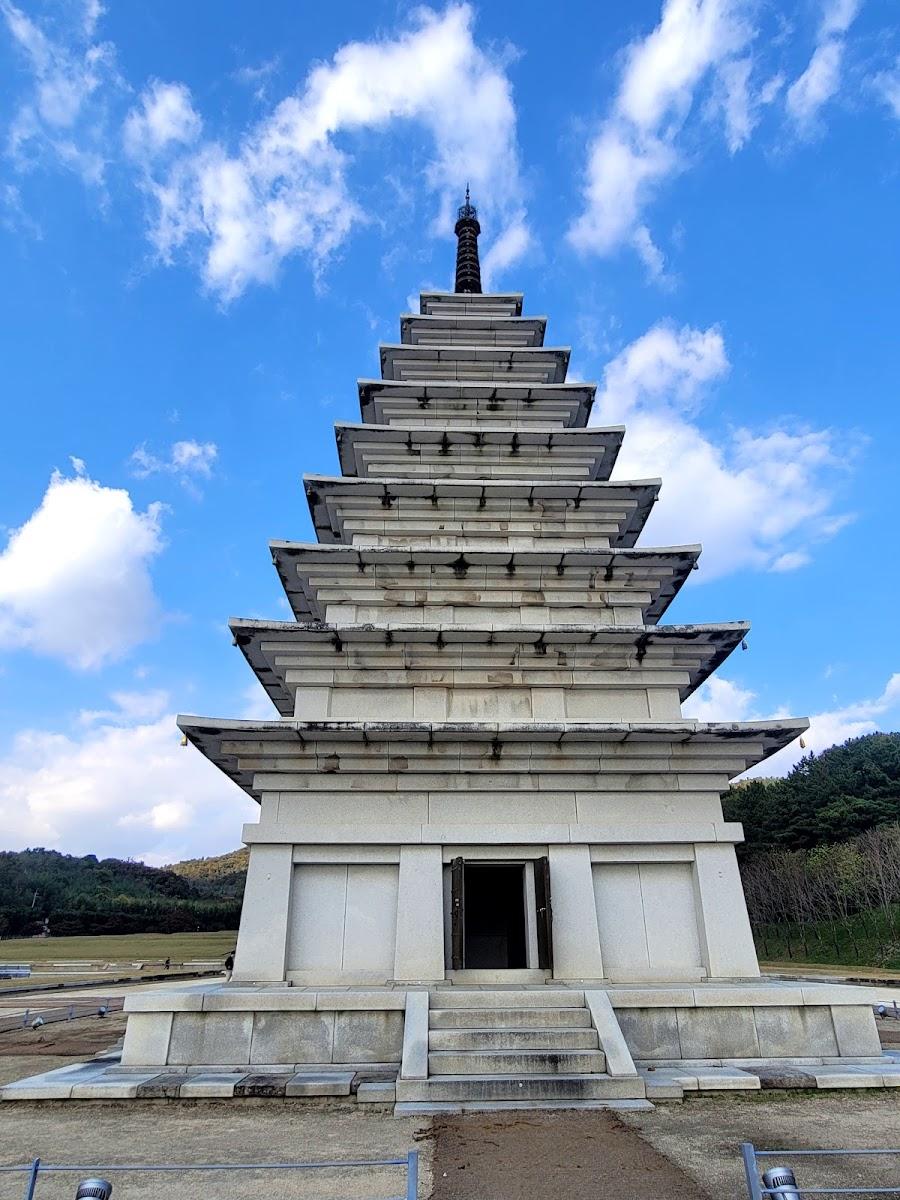 益山 弥勒寺址