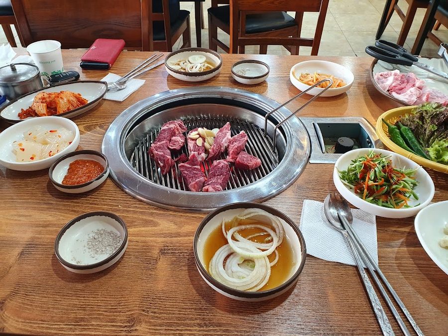Jiujeong Gamasot Seolleongtang