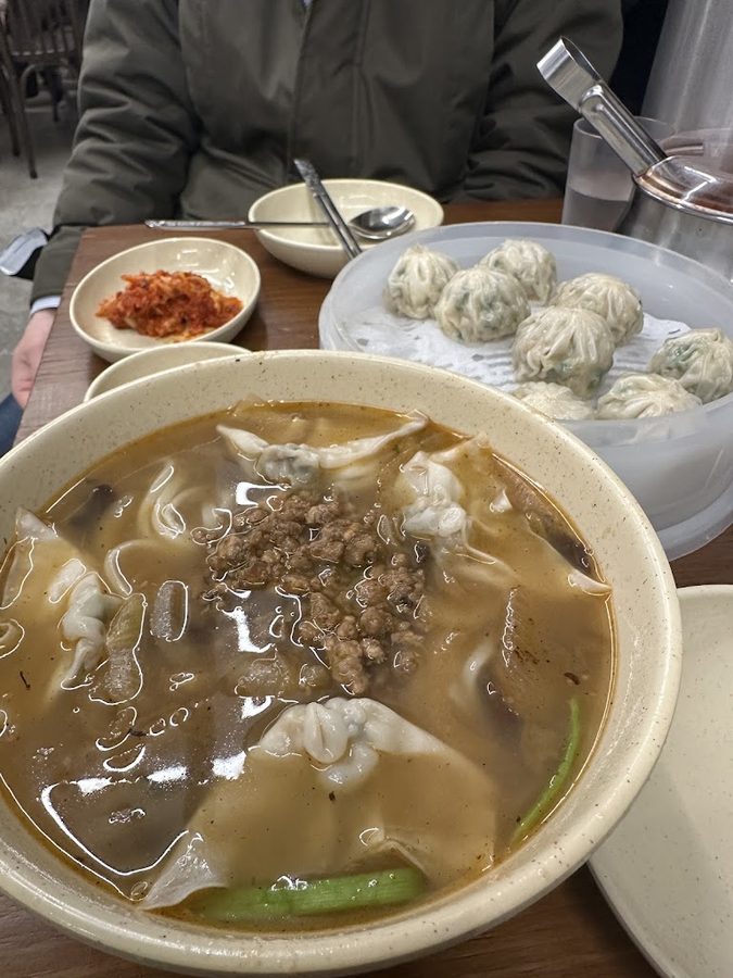 Myeongdong Kalguksu