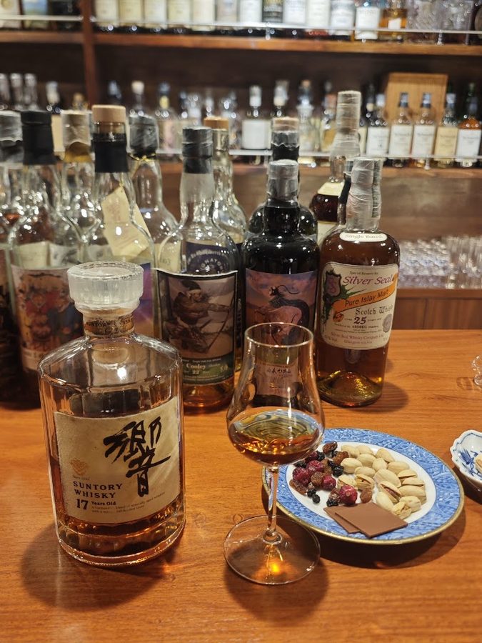 BAR 莨樽 ro-taru whisky＆gallery 六本木本店