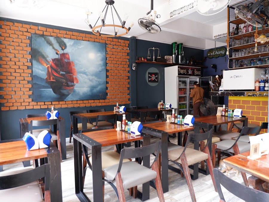 Pirates House Restaurant and Bar - Phi Phi Island 🏴‍☠️