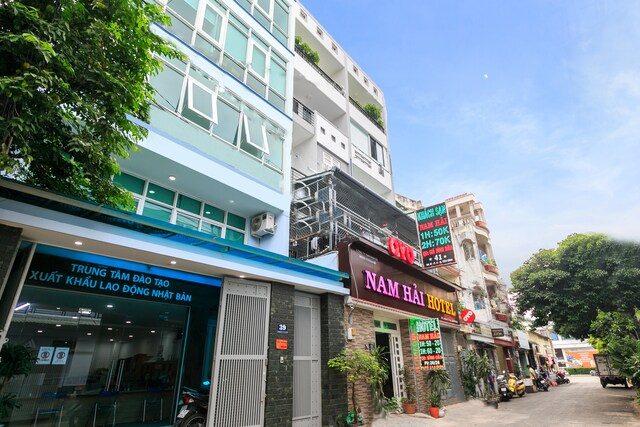 Modern Saigon Hotel