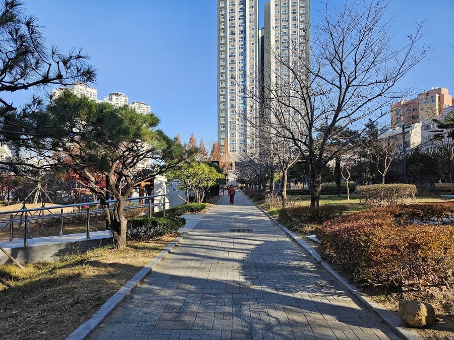 楊亭獅子公園