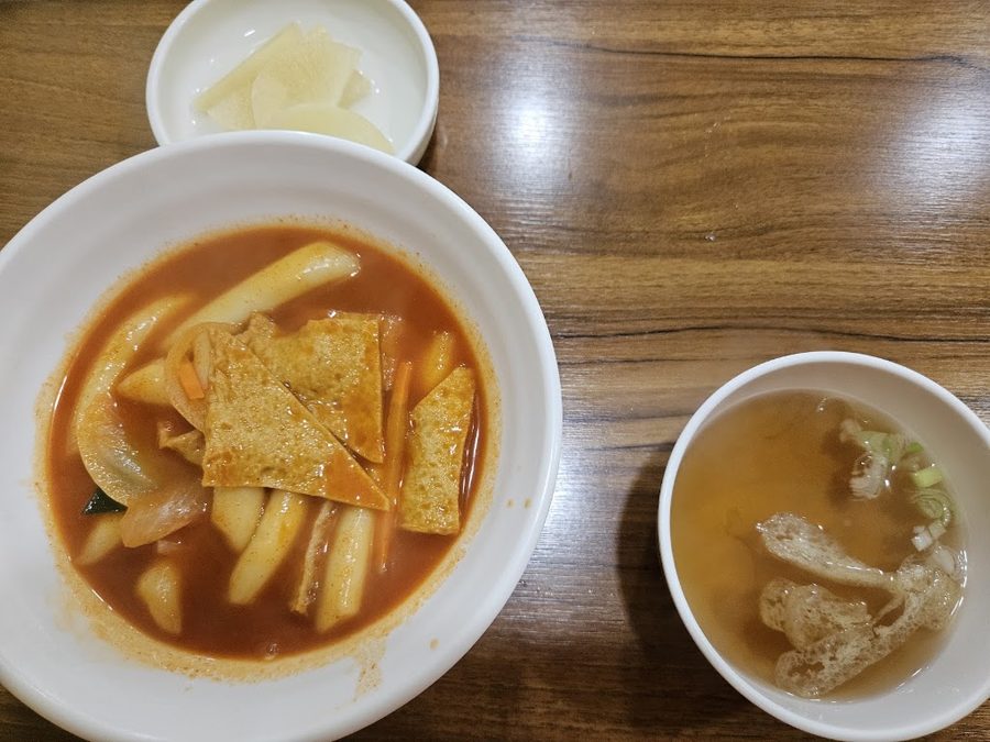 정통분식 쫄면 떡볶이