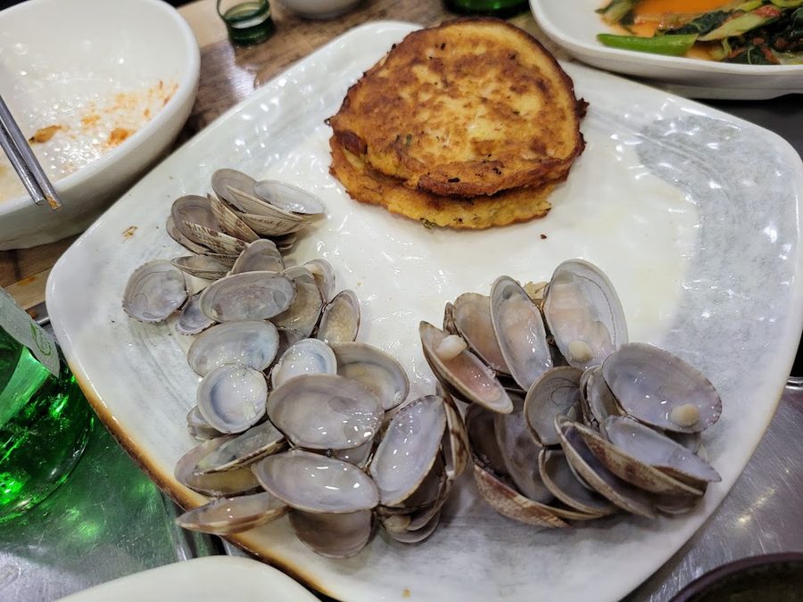 만나칼국수두정점