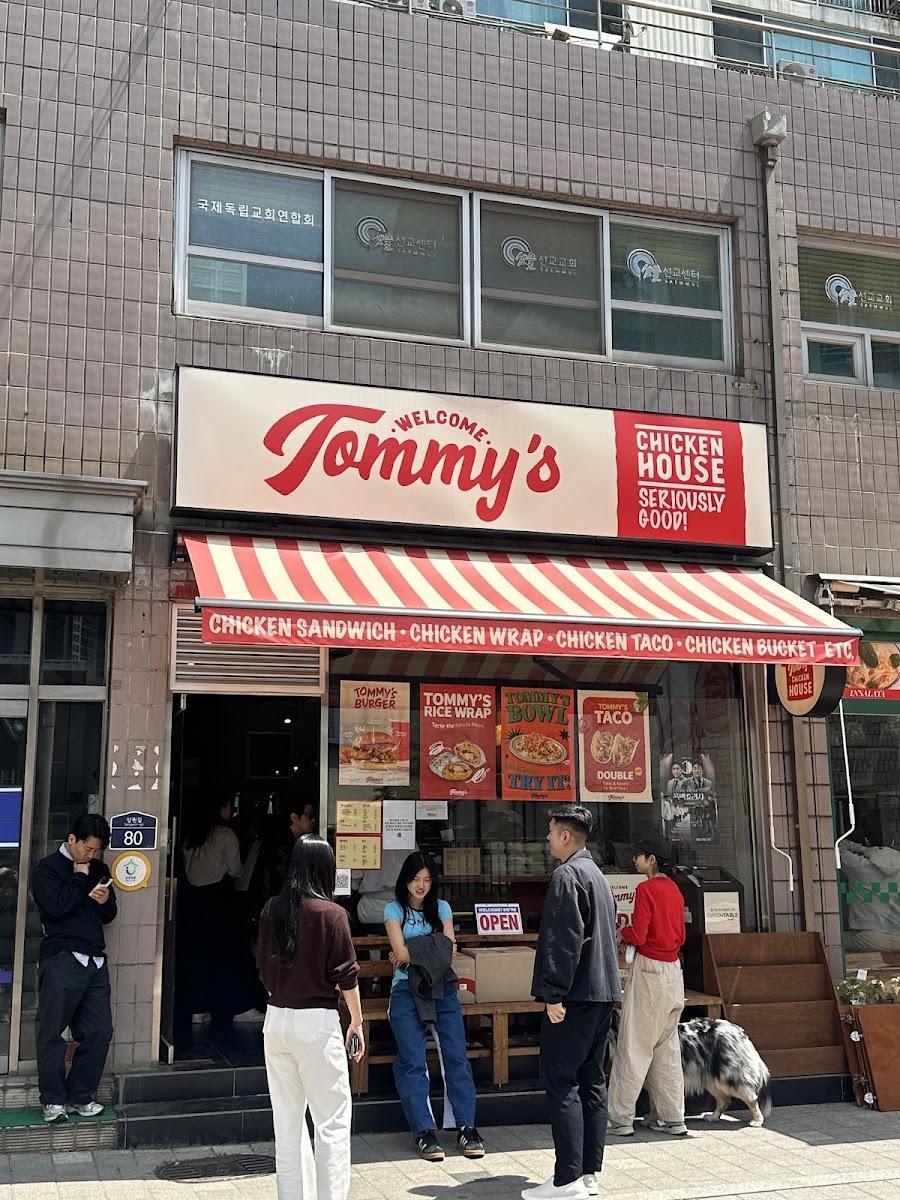 Tommy's Chicken House