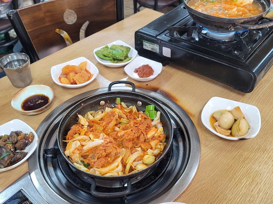 먹거리촌기사식당