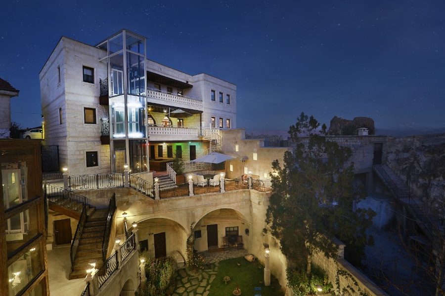 Tafoni Houses Cave Hotel