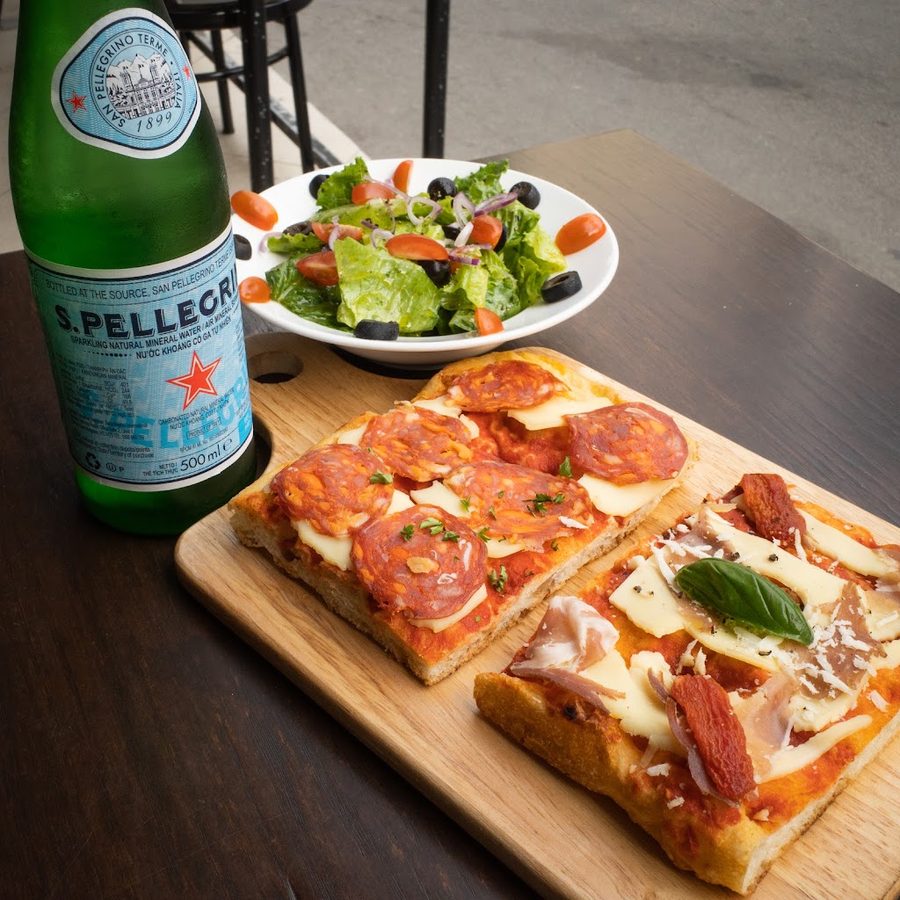 Oliver's Pizza
