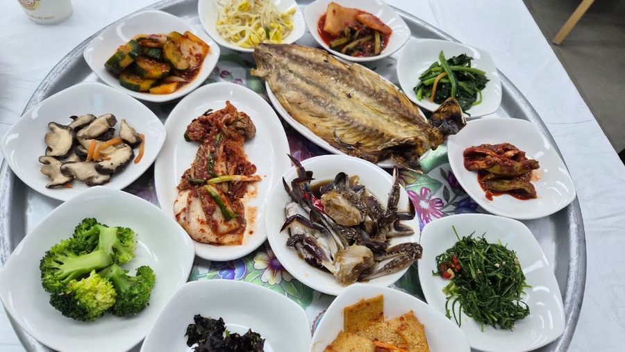 모아음식점