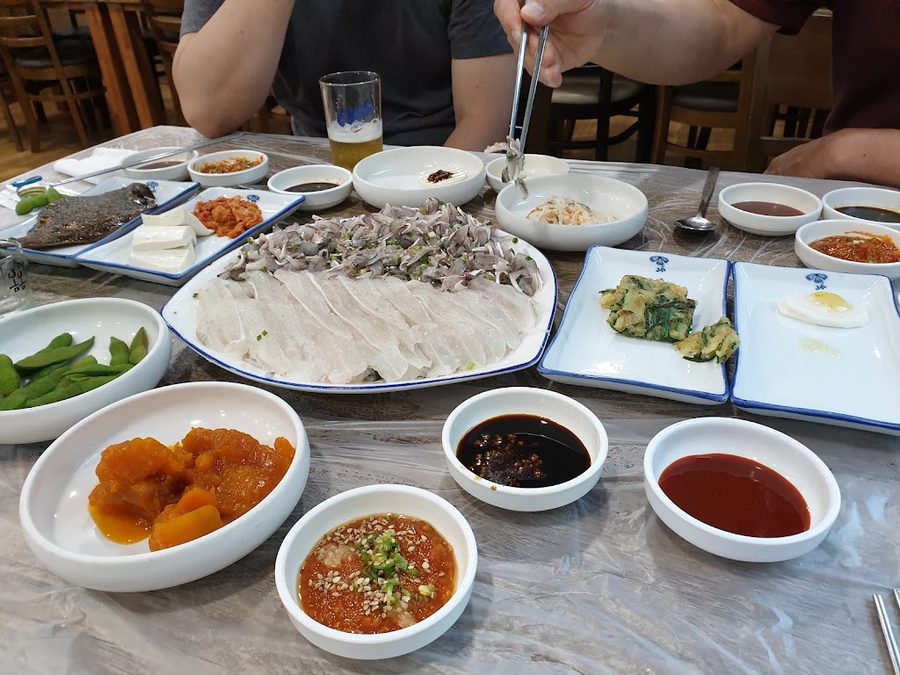 동해바다쌍둥이횟집