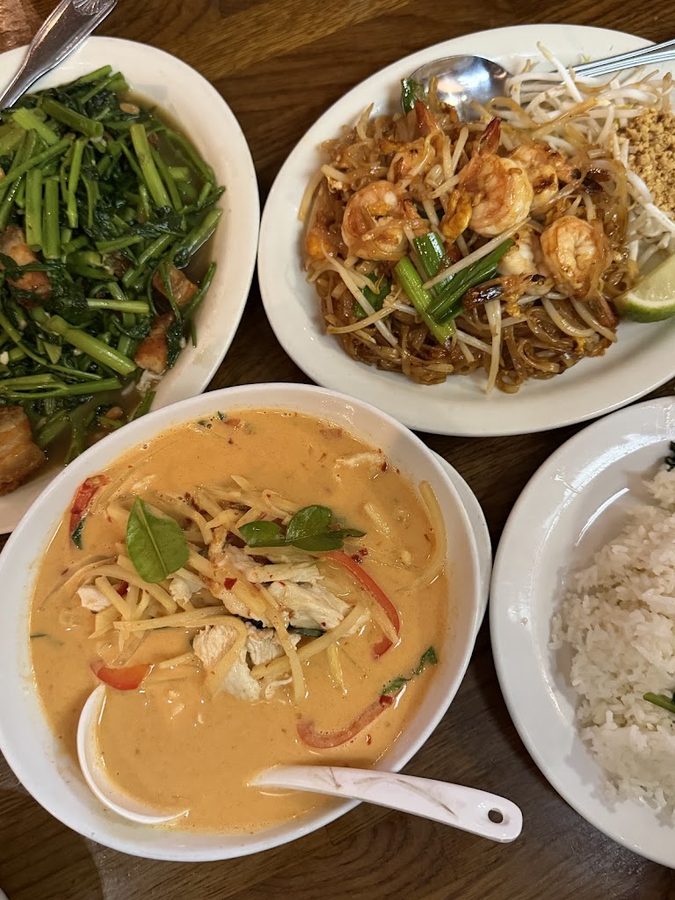 Hollywood Thai Restaurant