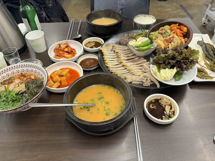 Gochon Bossam Dwaeji Gukbap
