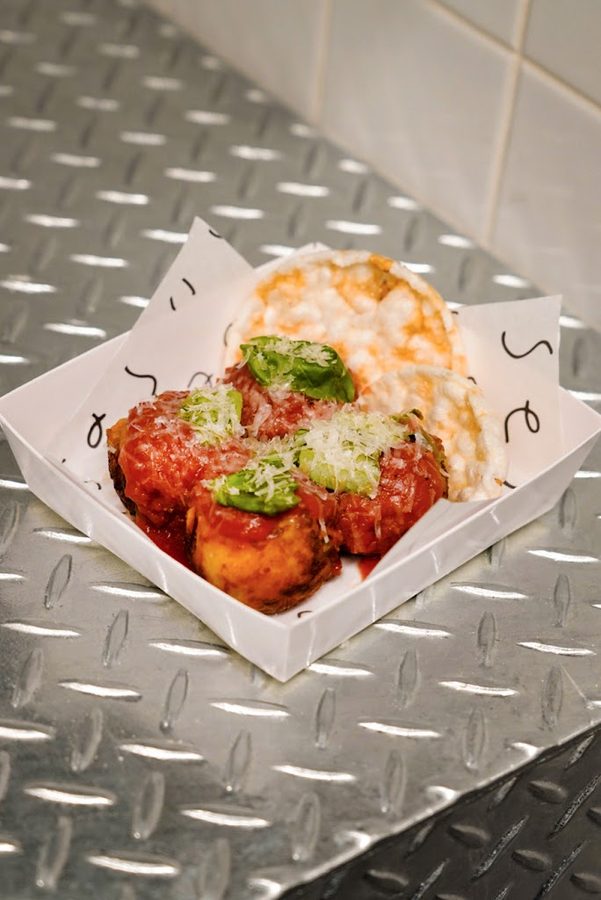 sause takoyaki stand