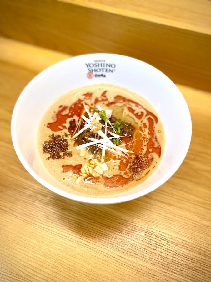 MENYA YOSHINO SHOTEN Da Nang 麵屋 芳野商店 ダナン