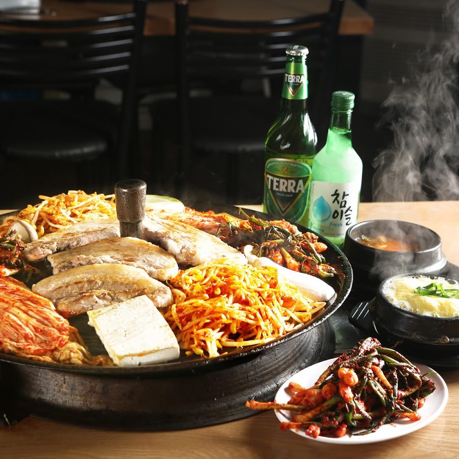 Korean bbq Ssak3 Cheongnyangni 싹쓰리솥뚜껑김치삼겹살 청량리점