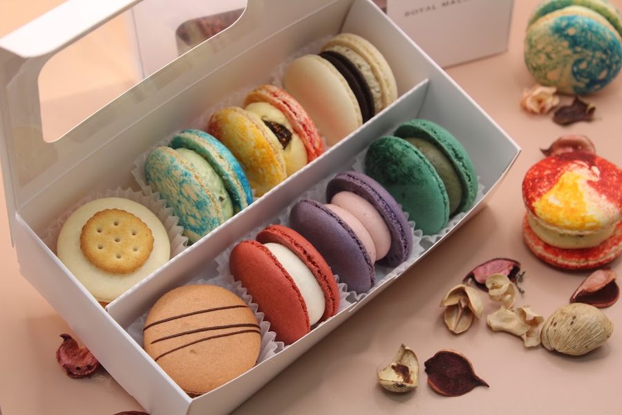 Royal Macaron Cafe Sinsa Station Branch
