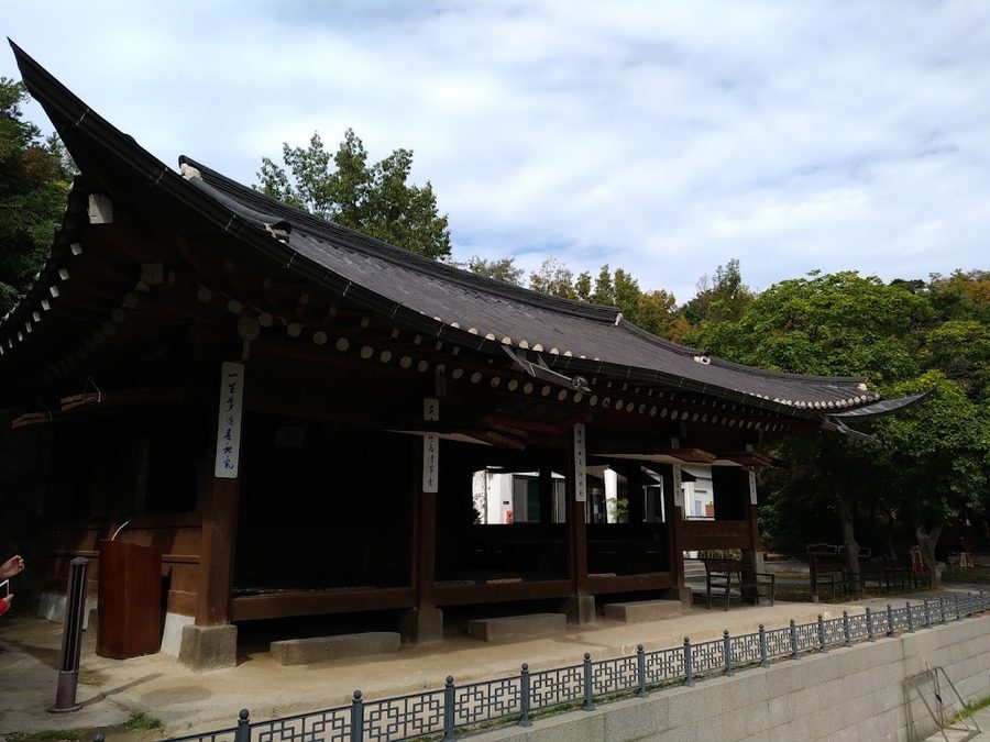 黃鶴亭